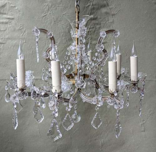8 Light Maria Theresa Chandelier