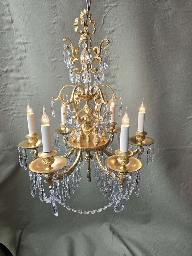 Elegant Vintage Style Chandelier