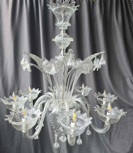 Elegant Venetian-Style Murano Glass Chandelier